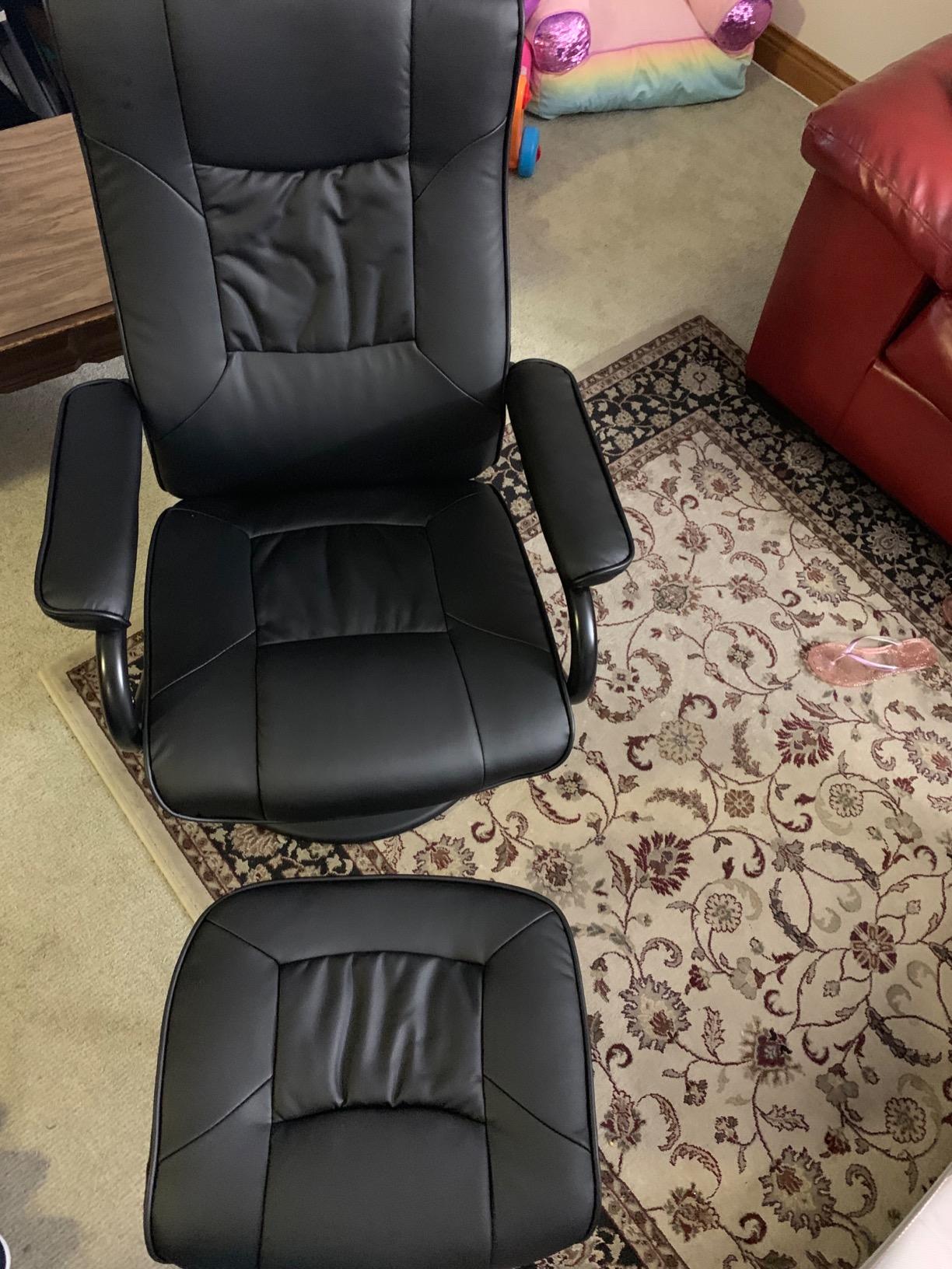 Fantastic and Comfortable Recliner Chair