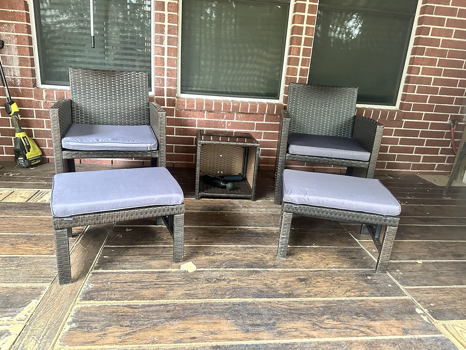 Very comfortable patio set