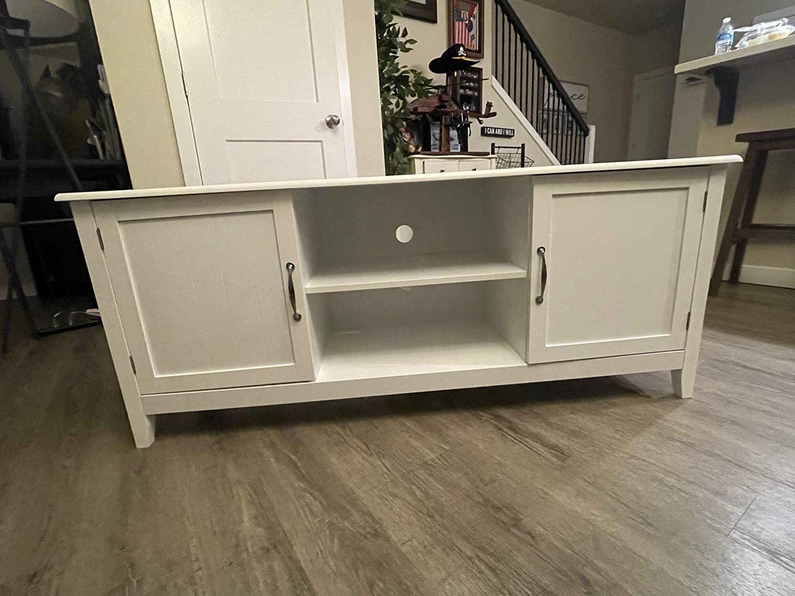 Beautiful tv stand! Worth every penny
