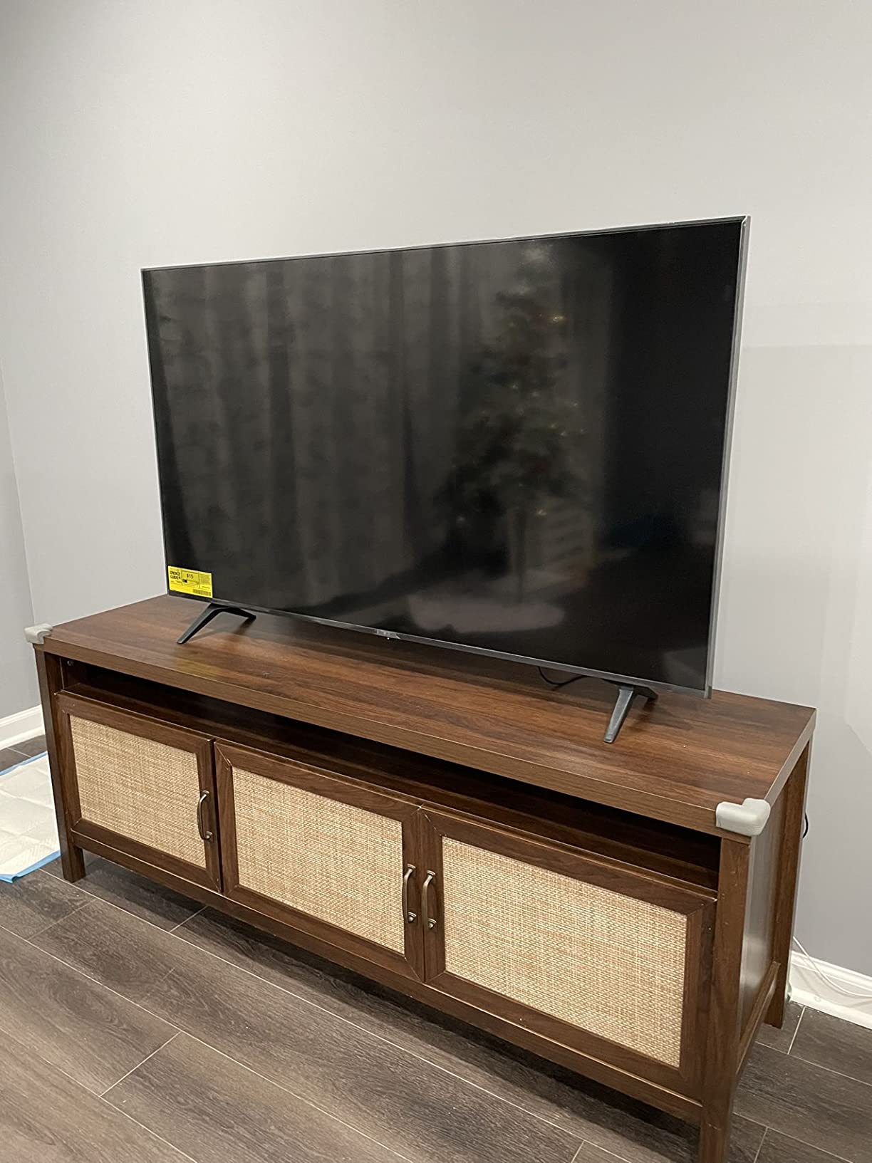 Beautiful TV stander table