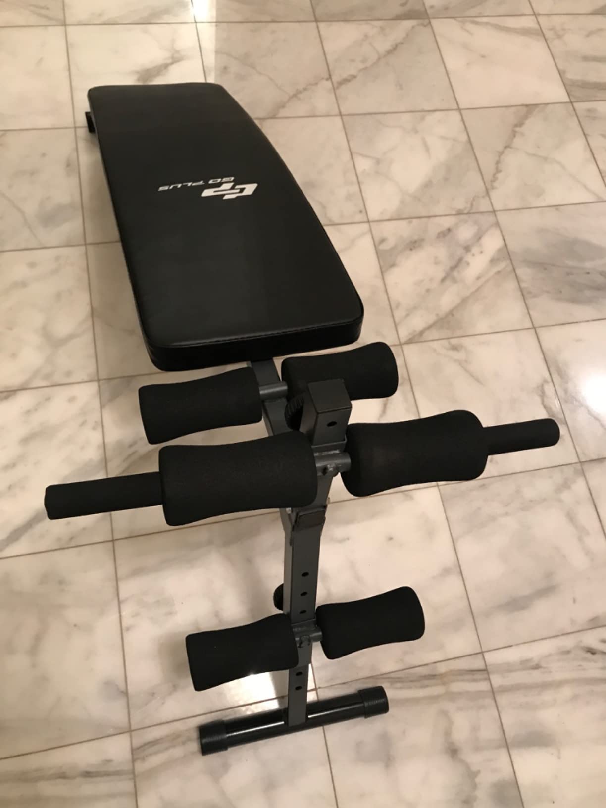 Very easy to assemble, affordable sit up bench